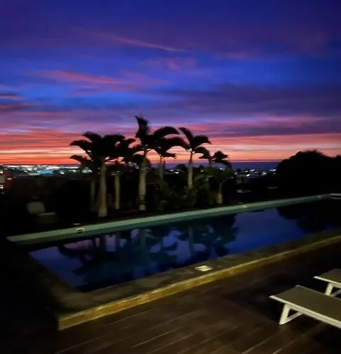 Willa Hc Luxury Celavella *